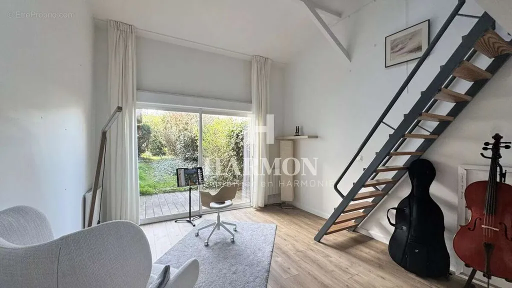 Séjour - Villa d'Architecte avec Cabinet à Talence