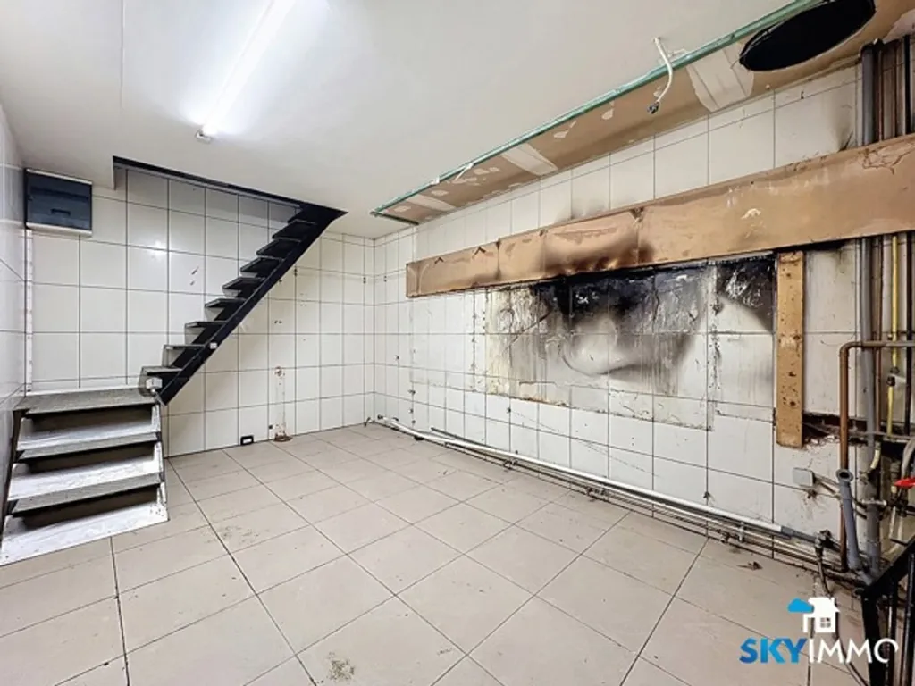 Stanze - Mixed-use Building with Apartment in Huy