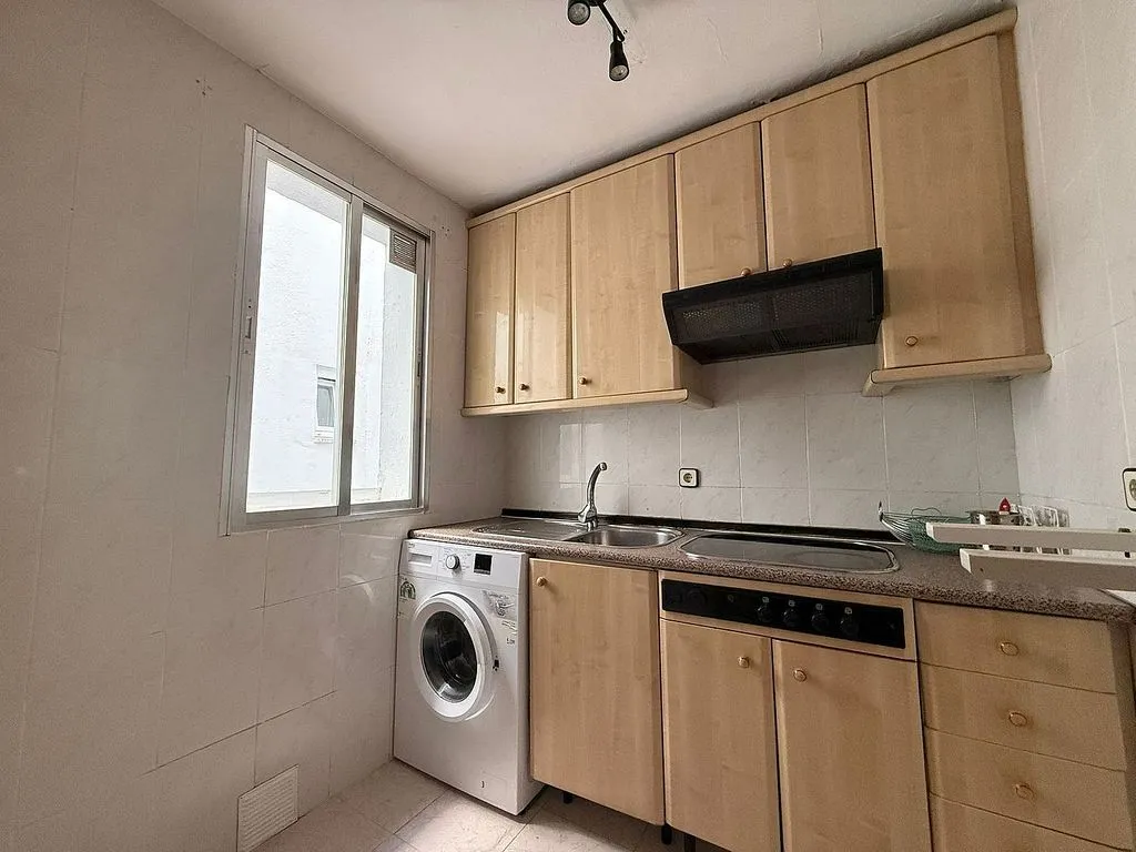 Köök - Apartment with Terrace in Pinto Centre