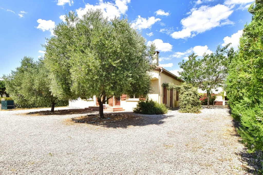 Välivaade - Ground Floor Villa with Garden near Gignac
