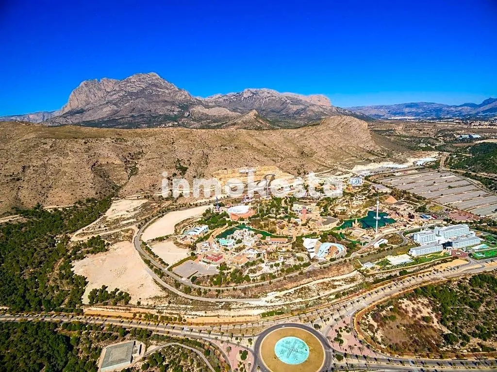 Luxury Villa with Pool in Finestrat