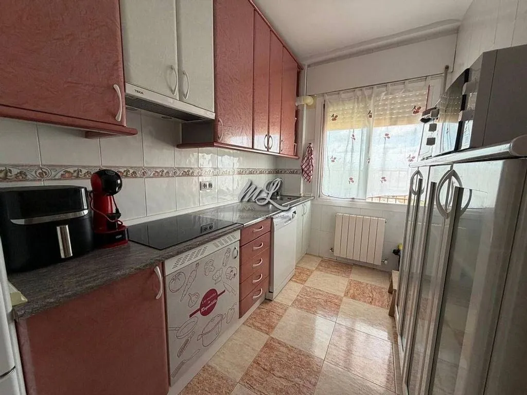 Köök - Spacious Apartment with Terrace in Sonseca