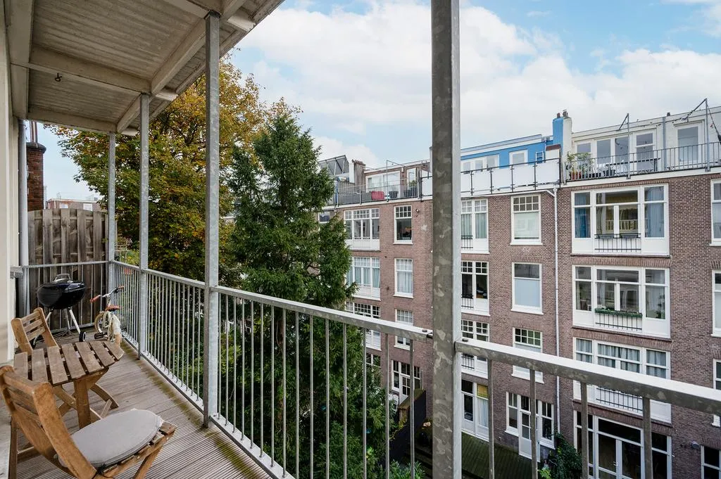 4-toaline korter asukohas Amsterdam
