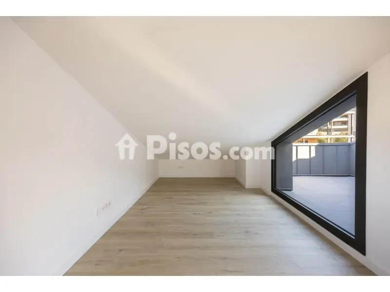 Toad - New Duplex with Pool in Tiana