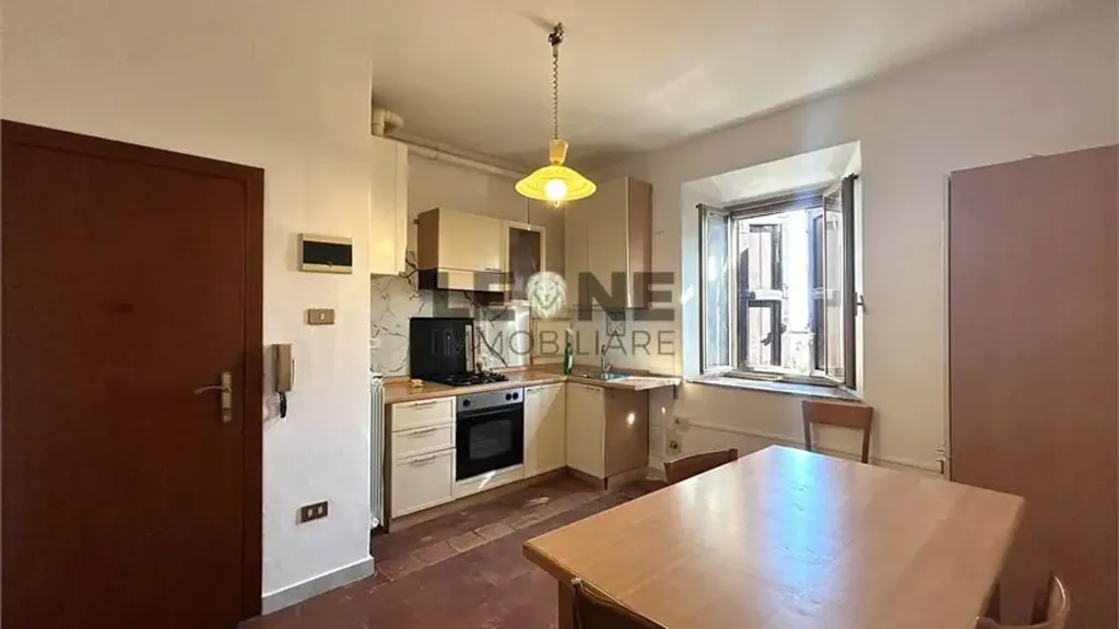 Cuisine - Spacious Apartment near Guiglia Centre