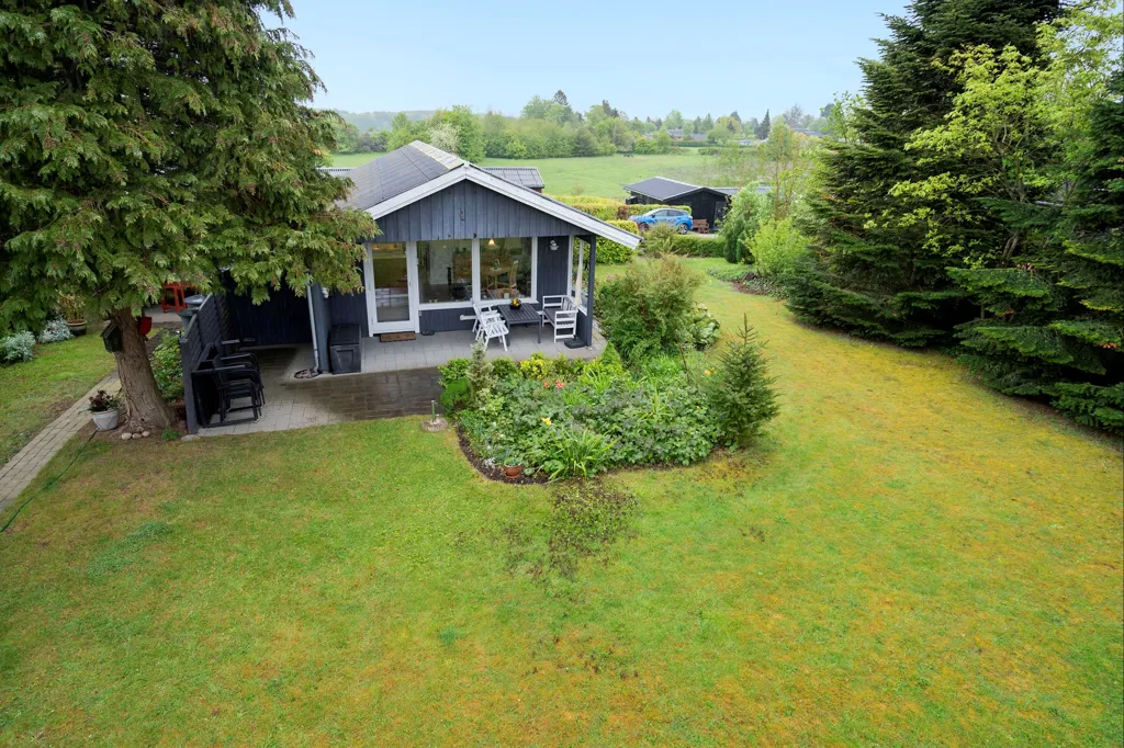 Õhuvaade - Charming Holiday Home with Terrace on Bogø