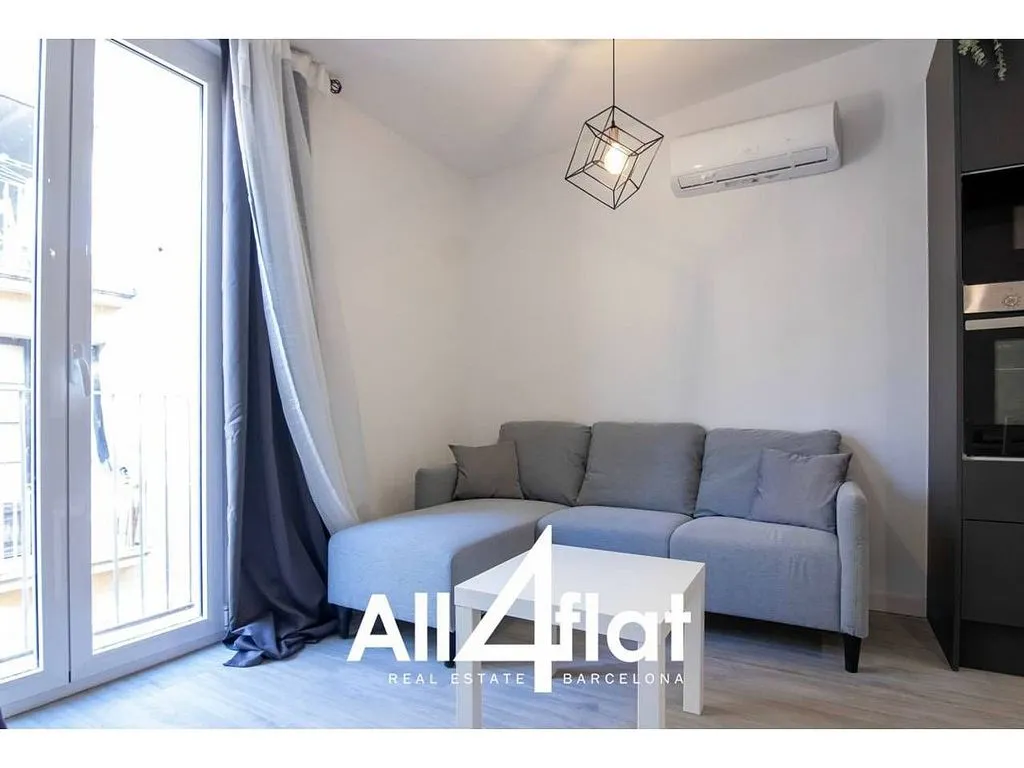 Séjour - Furnished Flat with Balcony in El Raval