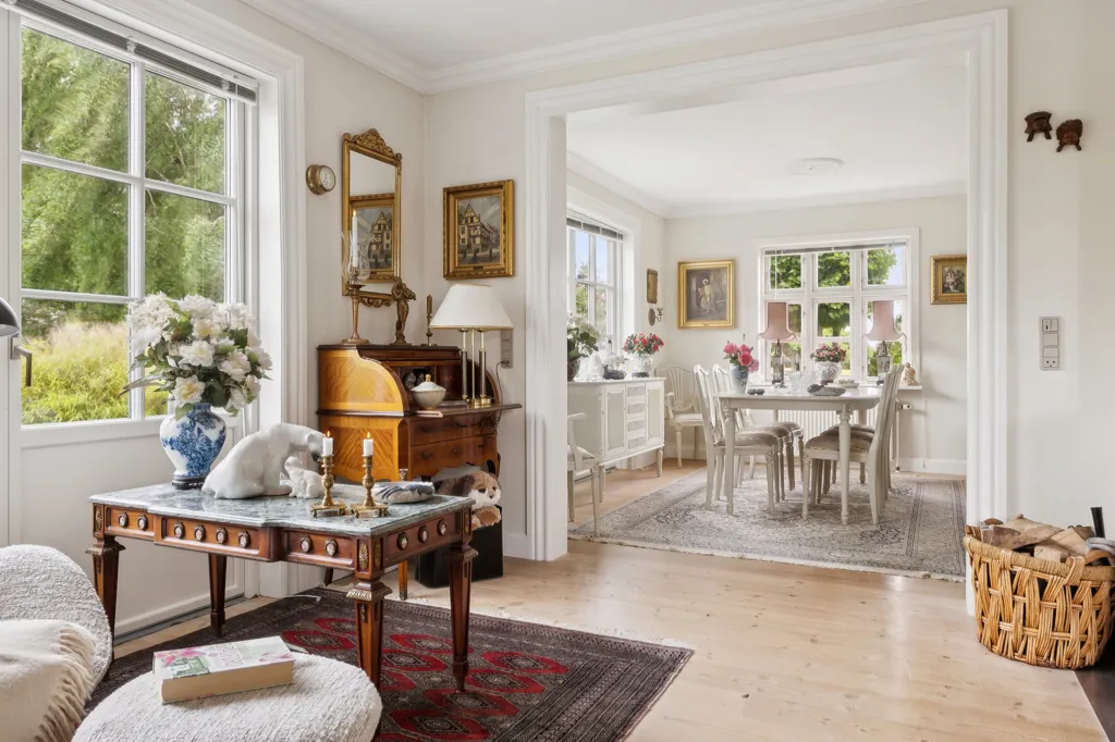 Living Room - 1912 Villa with Water View in Kalundborg