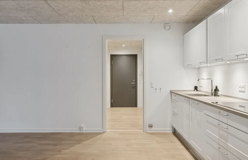 Köök - Renovated Apartment with Balcony in Rie Centre