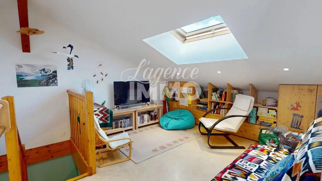 Pièces - Duplex avec Jardin et Garage à St-Jorioz