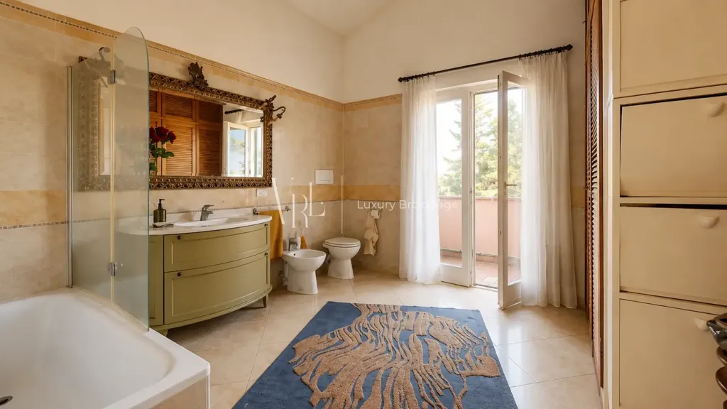 Salles de bain - Twin Villa with Private Garden in Formello