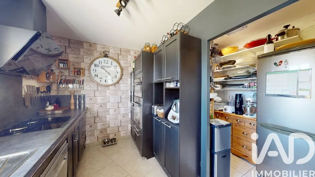 Cuisine - Maison Moderne de Plain-Pied avec Accès PMR à Angliers