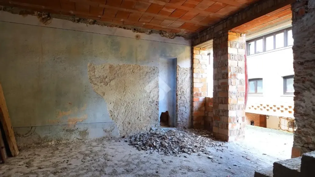 other_room