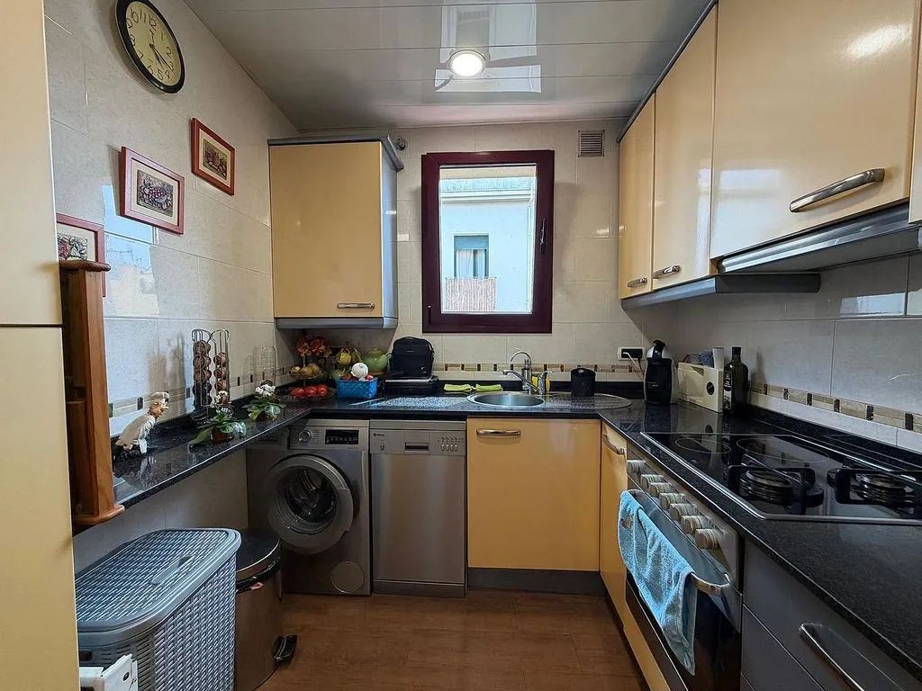 Cucina - Bright Apartment with Air Conditioning in Sant Pere
