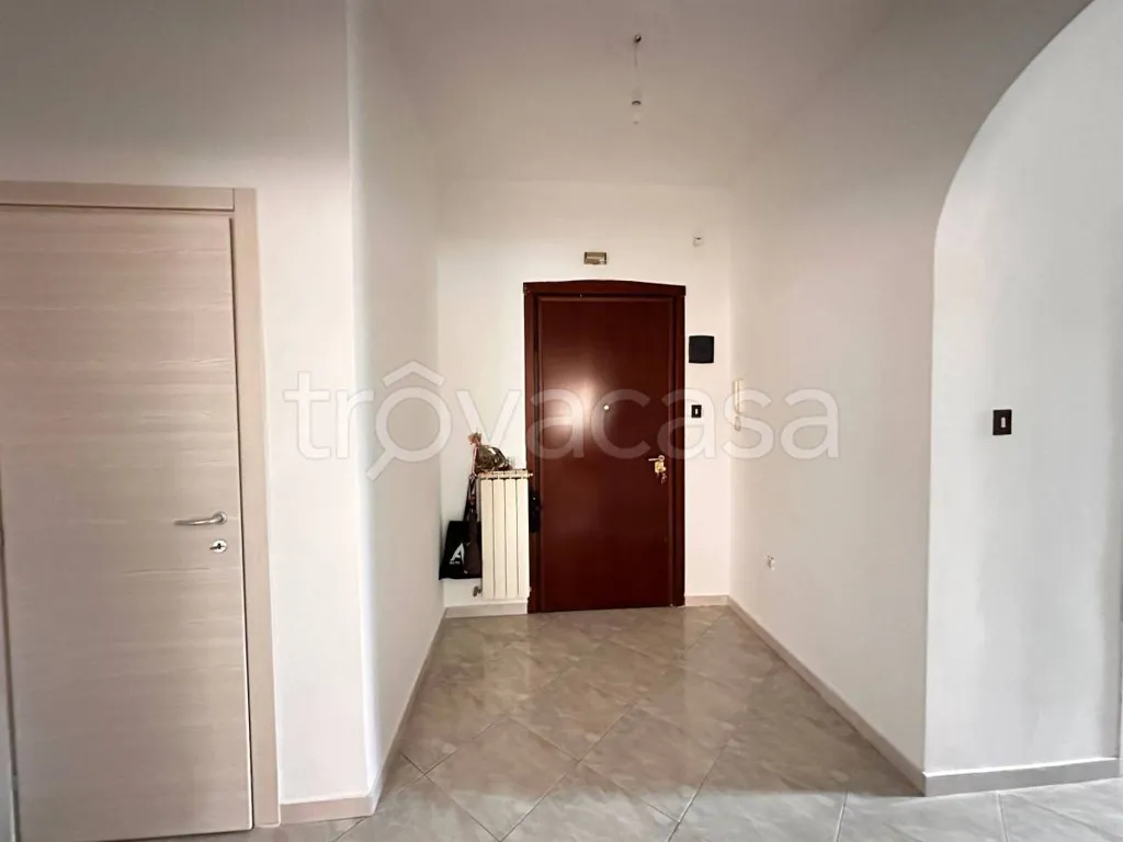 Entrée - Modernised Apartment with Balcony in Maddaloni