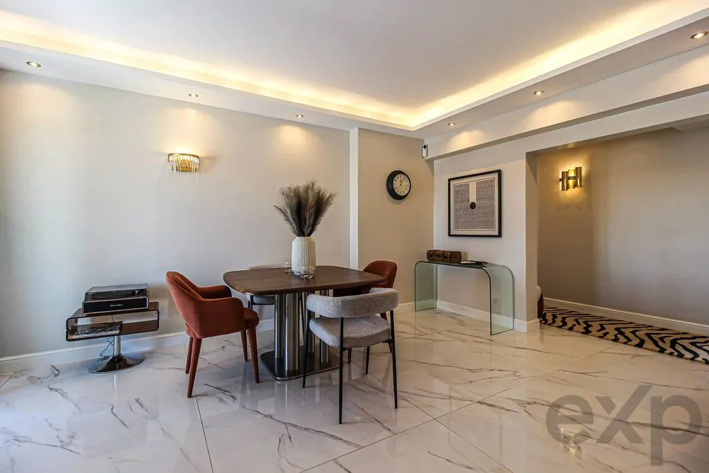 Salle à manger - Luxury Penthouse with Panoramic Views in Portimão