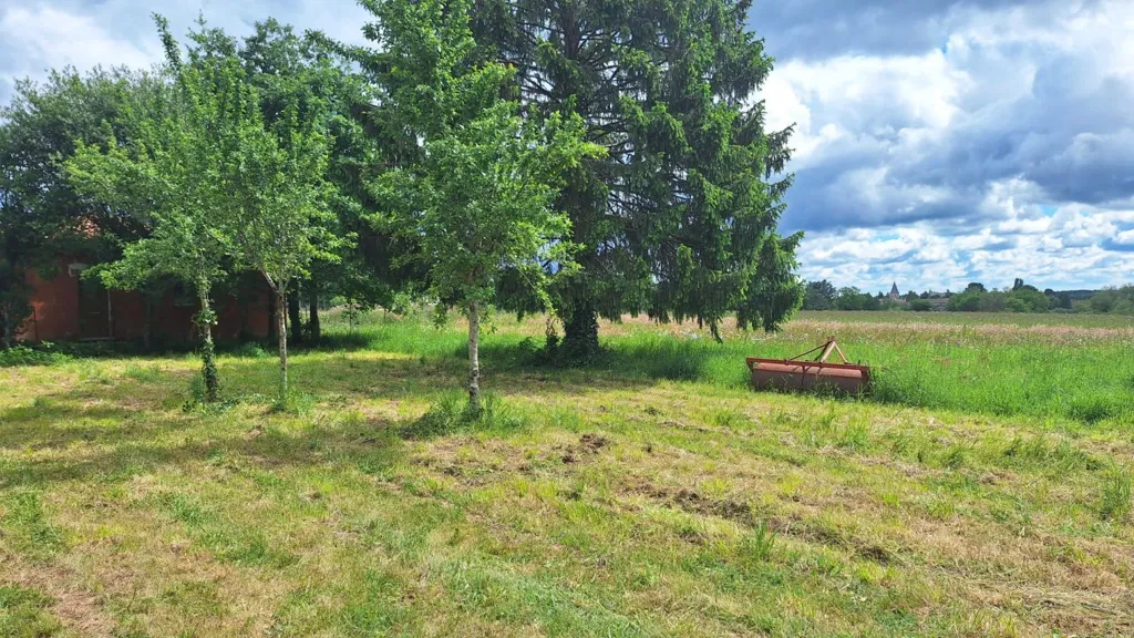 Aed - Detached House with Barn in Calm Setting