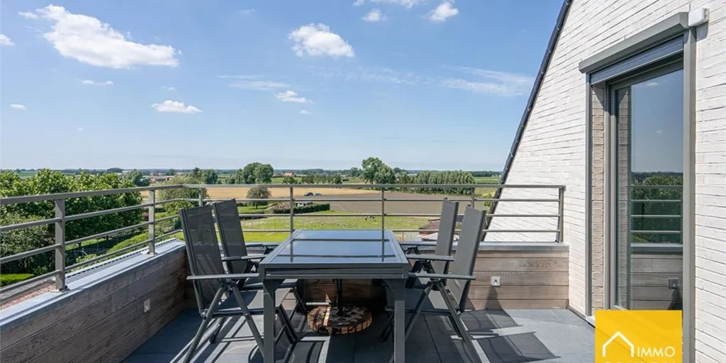 Rõdu - Luxurious Penthouse with Panoramic Views in Zwevezele