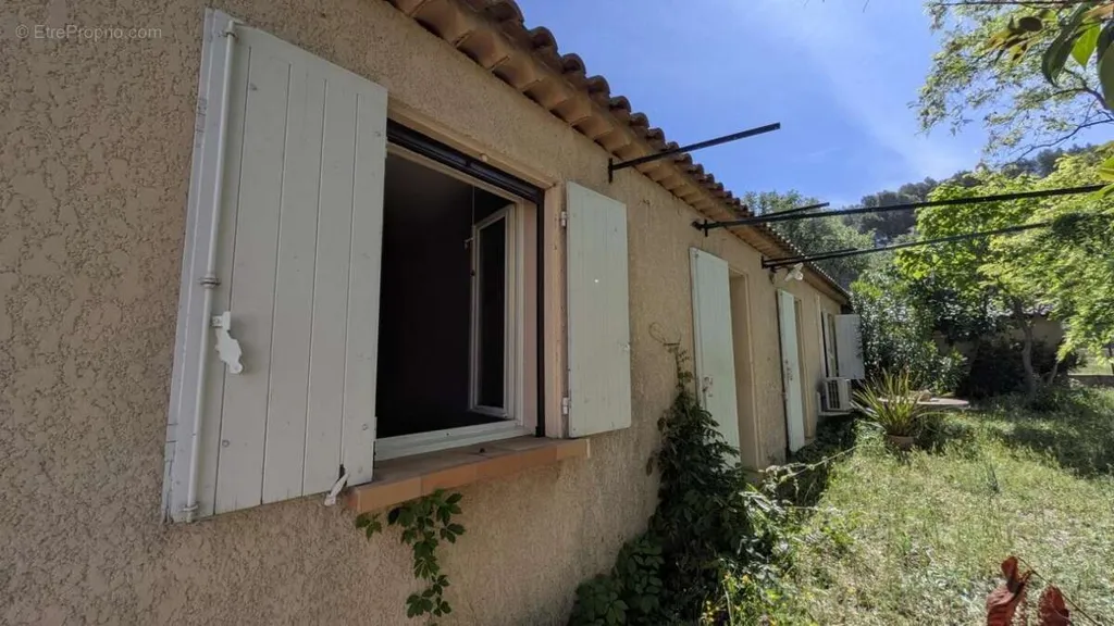 Extérieur - Villa au Calme avec Jardin à Lauris