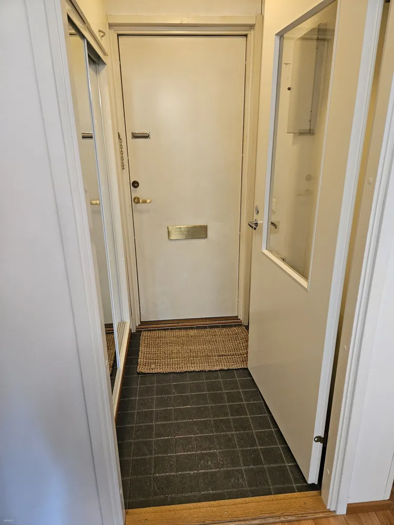 Entrée - Furnished Flat with Balcony in Oulu