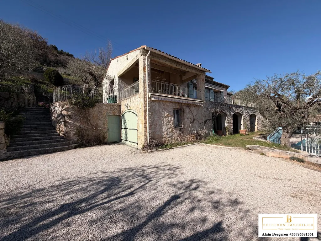 Extérieur - Villa avec Piscine et Vue Panoramique