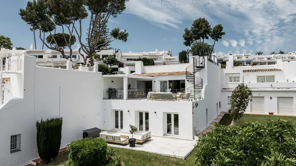 Välivaade - Luxury Detached House with Garden in Marbella