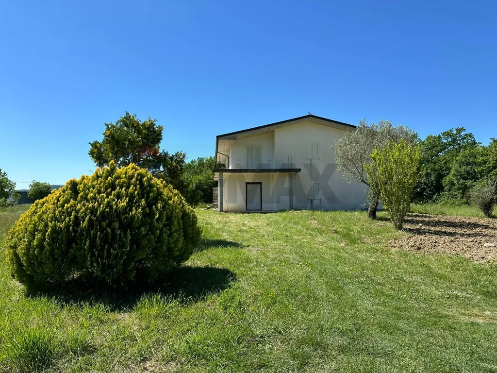Giardino - Customisable House with Balcony in Rocchetta a Volturno