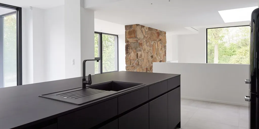 Cuisine - Villa Moderne avec Terrasse de 60 m² à La Hulpe
