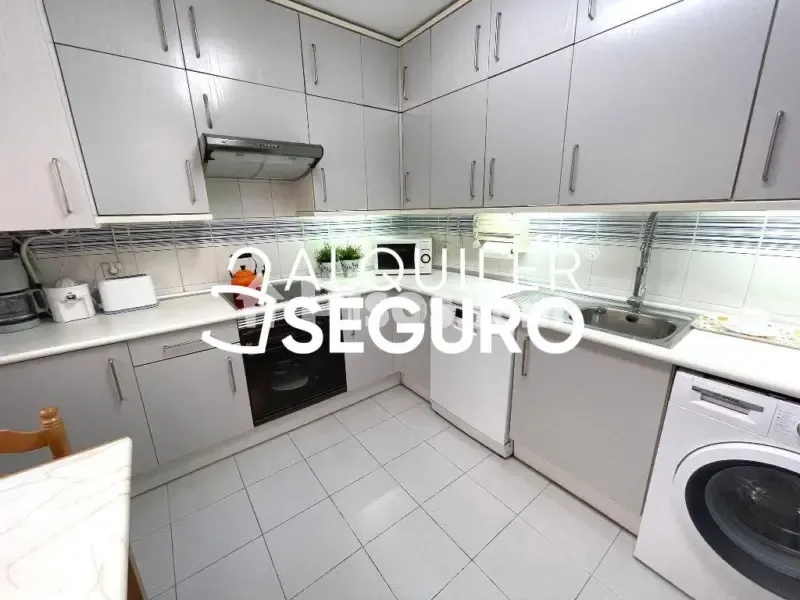 Cucina - Spacious Flat with Garden and Pool in Moratalaz