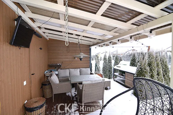 Terrasse - Four-Bedroom House with Terrace in Tõrvandi
