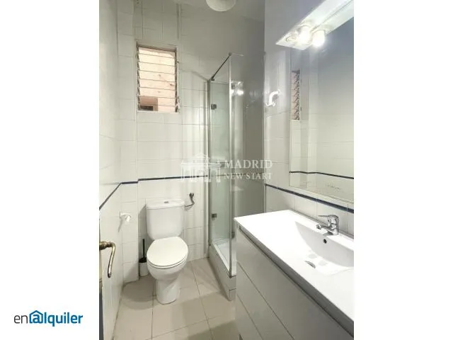 Vannitoad - Fully Furnished Flat with Patio in Chamberí