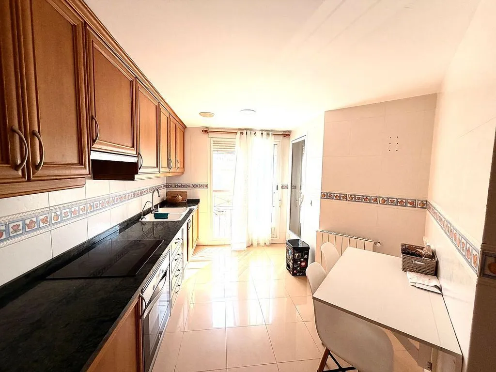 Cuisine - Apartment with Balcony in Llombai Area