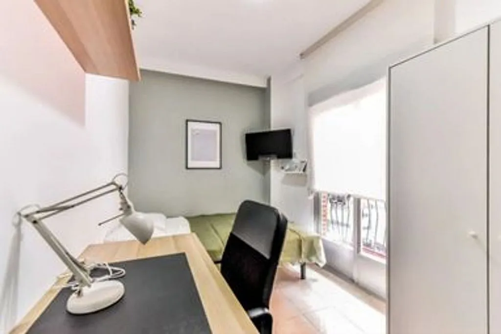 Bureau - Furnished Flat with Elevator in Valladolid