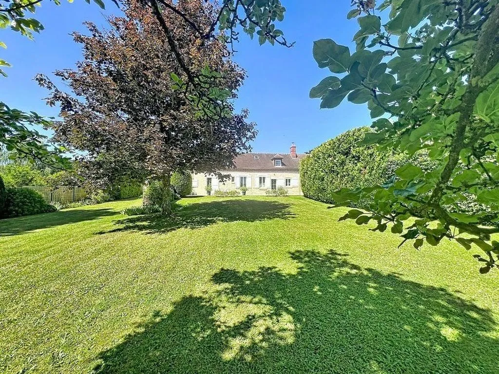 Jardin - Corps de Ferme Rénové avec Potentiel Locatif à Proximité