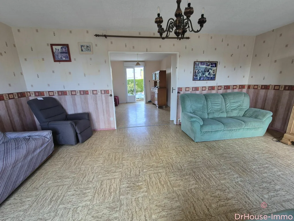 Séjour - Pavillon de Plain-Pied avec Terrasse près de GORRON