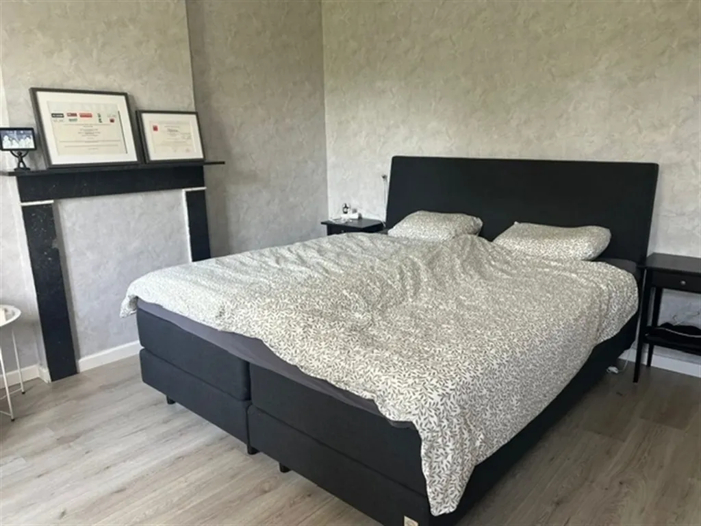 Schlafzimmer - 1930s House with Basement in Montenaken
