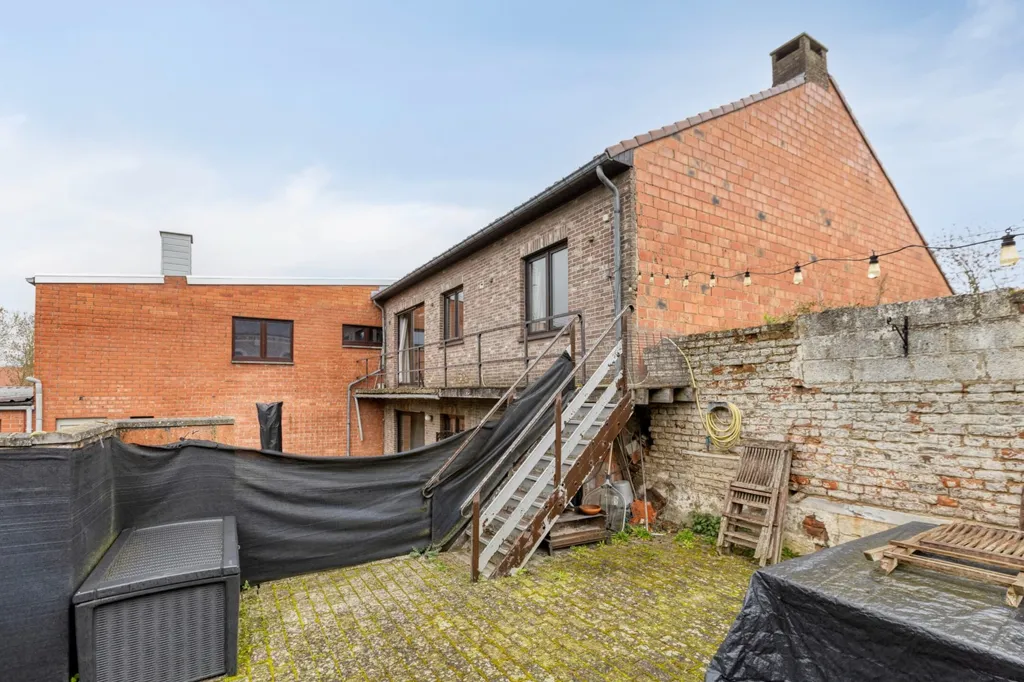 courtyard
