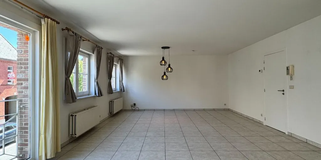 Pièces - Appartement avec terrasse et garage à Zulte