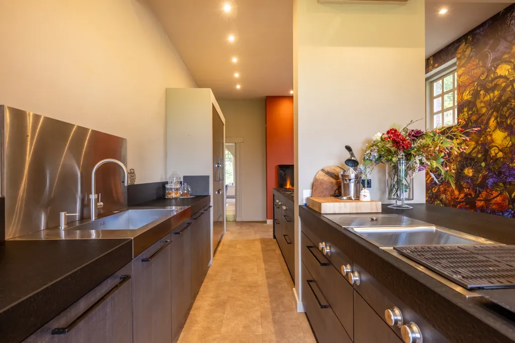 Cuisine - Historic Villa with Garden in Almen