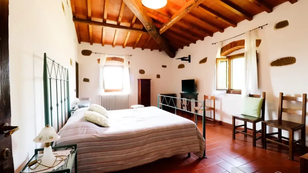 Chambres - Rustic Tuscan Farmhouse with Pool in Reggello