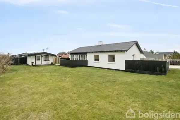 Aed - Renovated Villa with Scenic View in Klitmøller