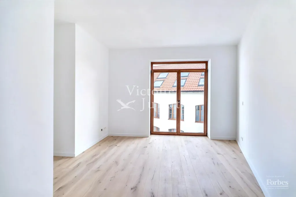 Pièces - Duplex Rénové avec Terrasse à Elsene