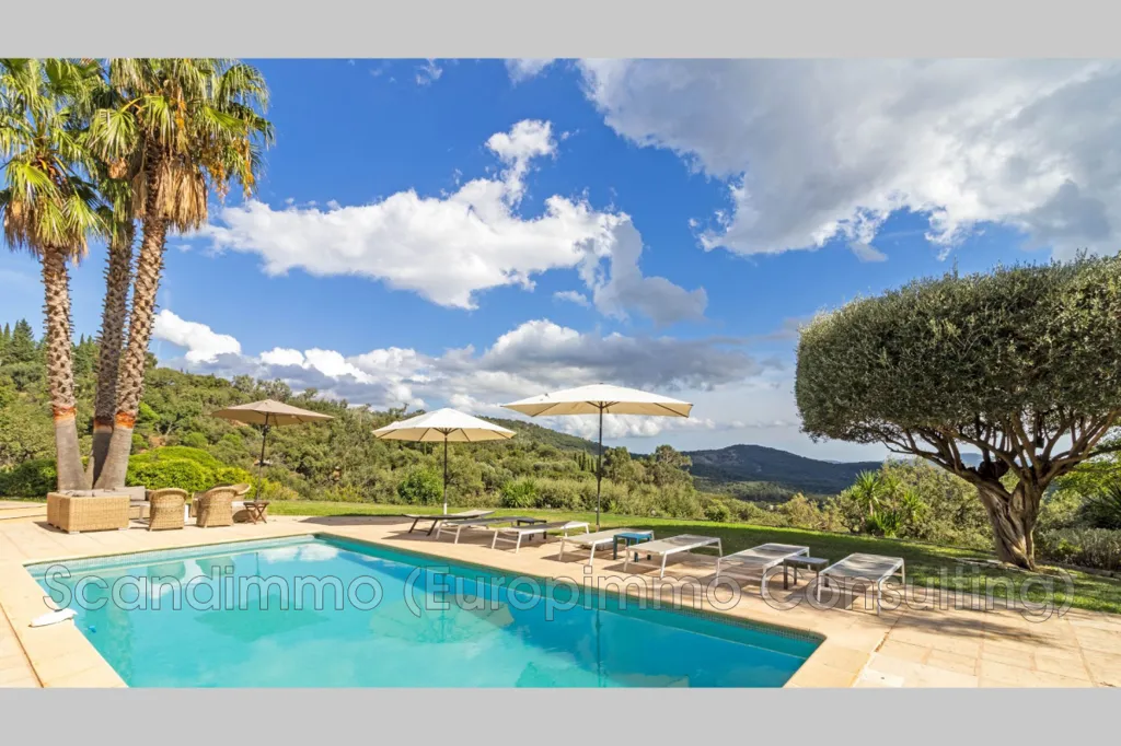 Piscine - Villa Provençale avec Vue Panoramique à La Garde-Freinet