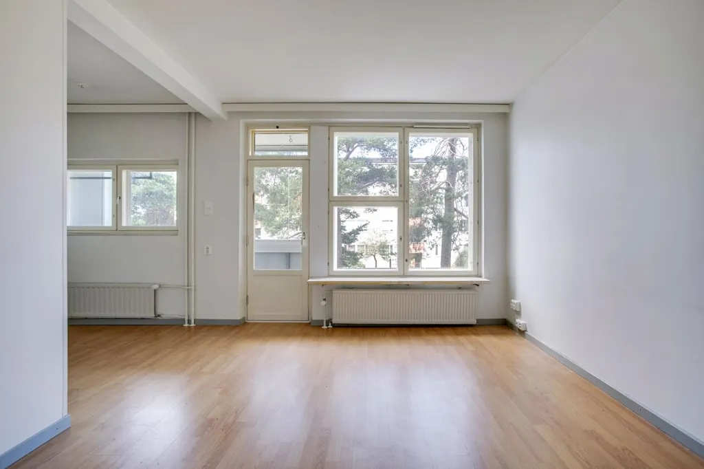 Rooms - Compact Triplex with Balcony in Roihuvuori, Helsinki