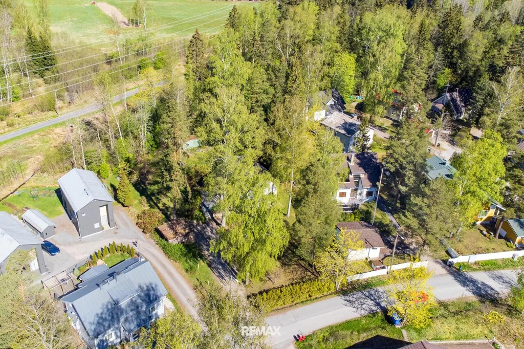 Vue aérienne - Building Plot with Park Access in Helsinki