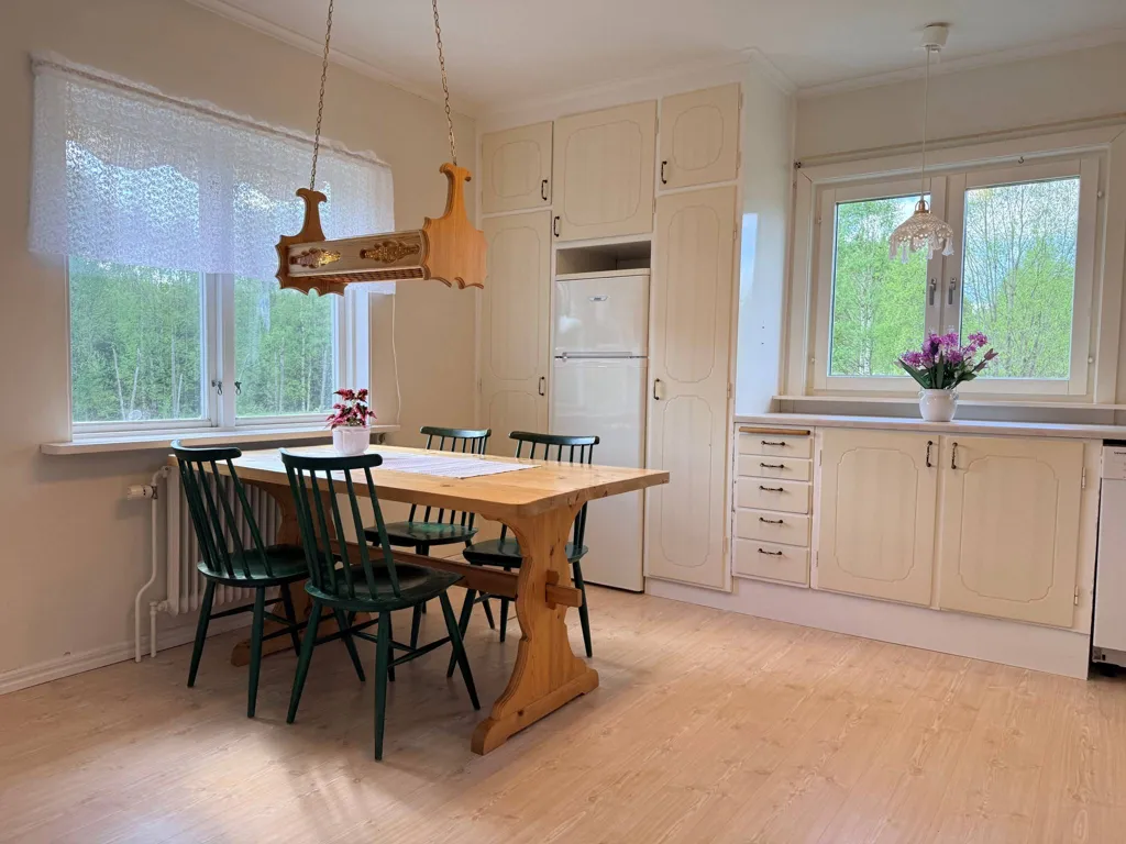 Söögituba - Villa with Garden near Åkullsjön