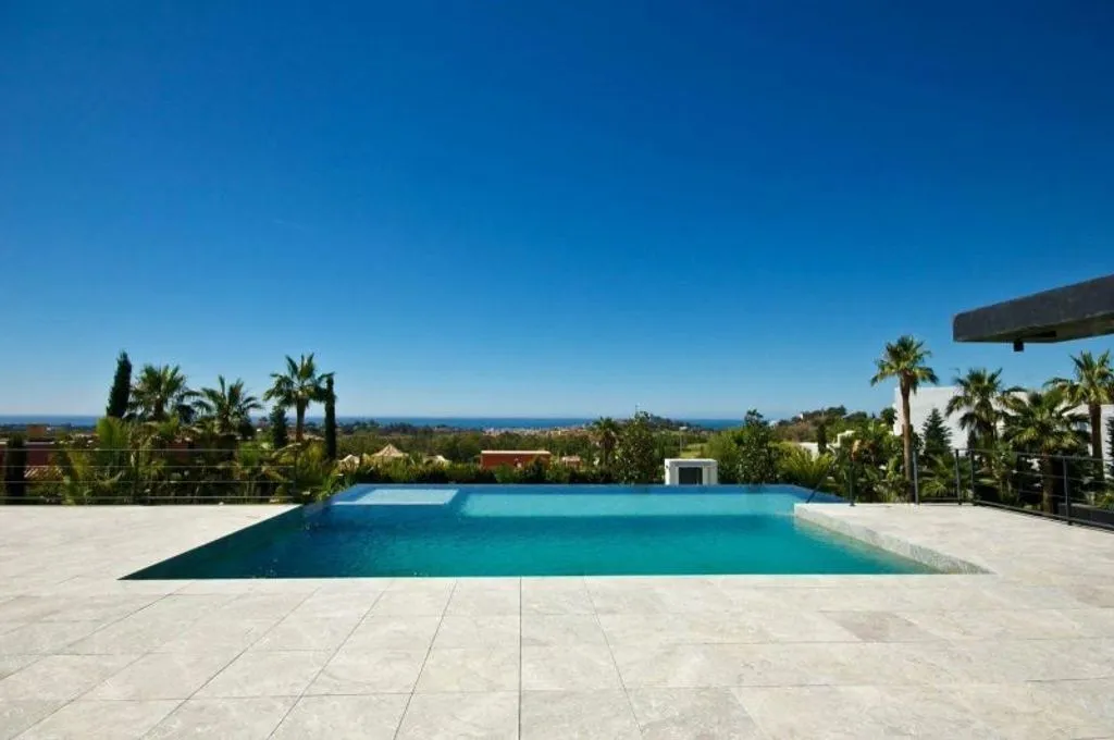 Bassein - Contemporary Villa with Sea View in Benahavís