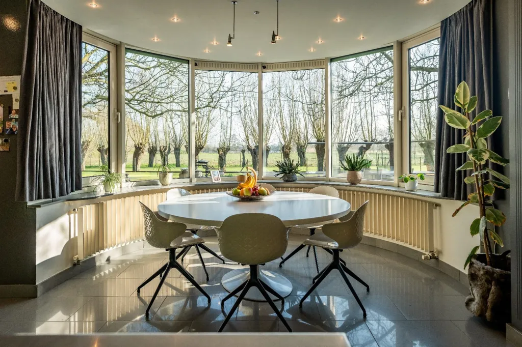 Söögituba - Villa with Indoor Pool in De Pinte