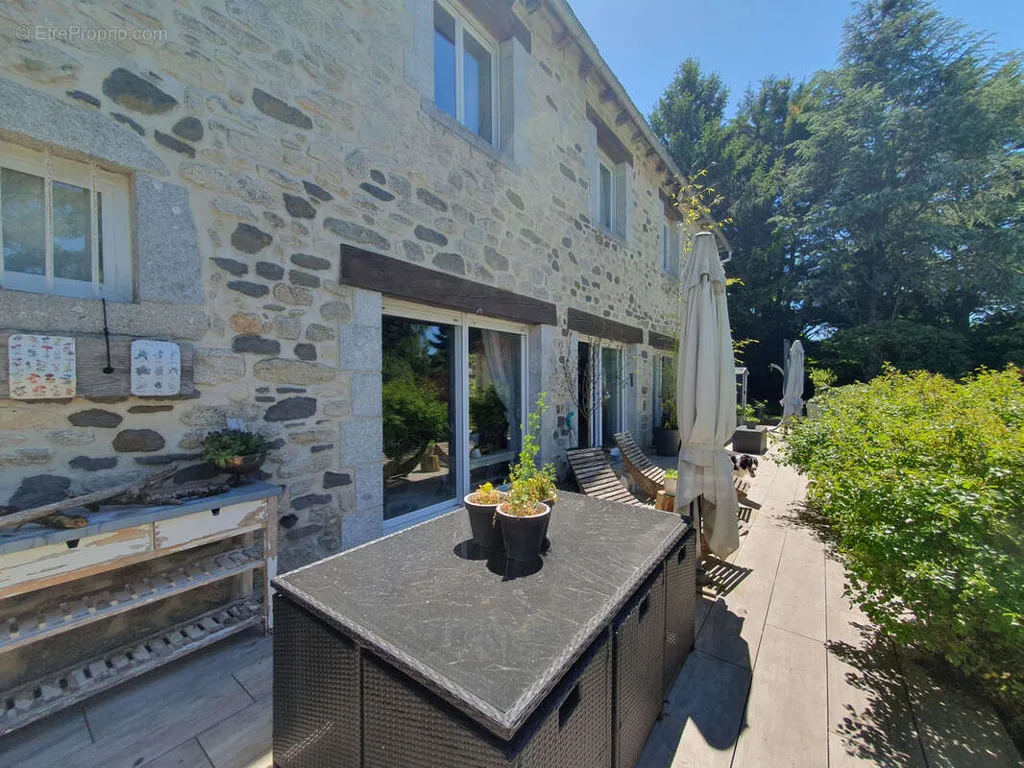 8-room house in Graissac
