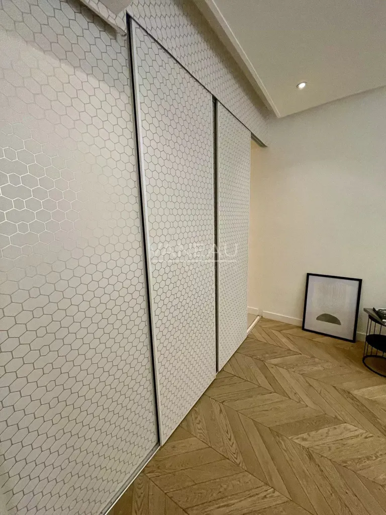 Chambres - Appartement Meublé avec Climatisation à Paris 16ème